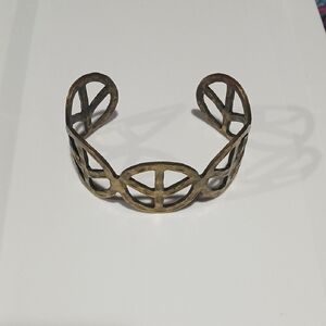 Elegant Gold Brown Cuff Bracelet